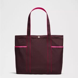 lululemon athletica Daily Multi-Pocket Tote Bag 20L
